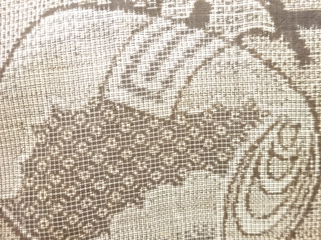 JAPANESE KIMONO / ANTIQUE KIMONO / SILK / DORO OSHIMA TSUMUGI / WOVEN SMALL MALLET PATTERN